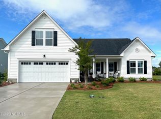 216 Shoal Ave, Hampstead, NC 28443