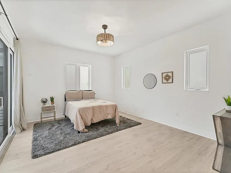 6028 Red Mangrove Ln — Photo 37