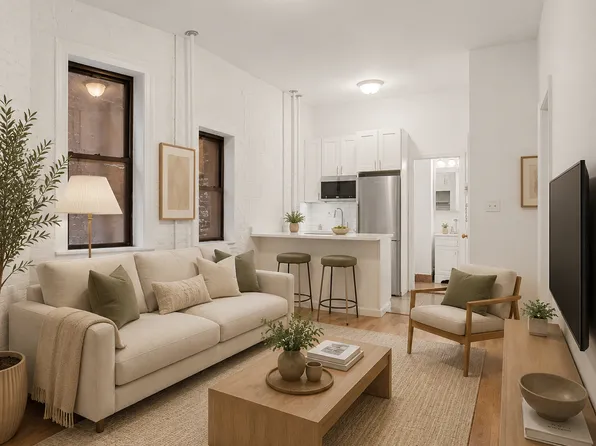 8 Saint Marks Pl APT 3, New York, NY 10003
