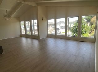 1 Parkside Ave, Daly City, CA 94015