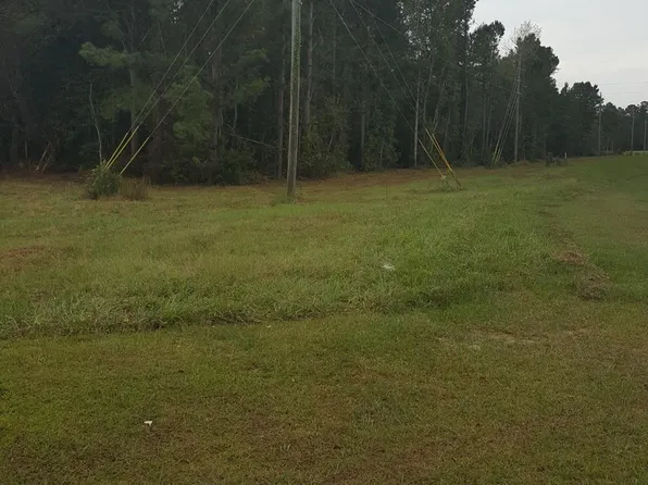 1054 George II Highway SE, Winnabow, NC 28479