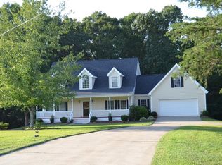 319 Hammond Hester Rd, Dawsonville, GA 30534