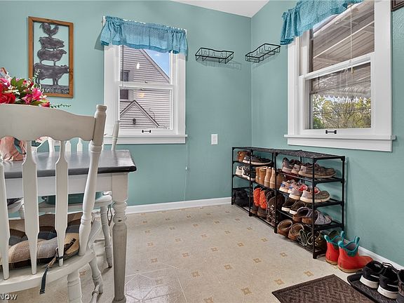 4th image of 2209 Grafton Rd