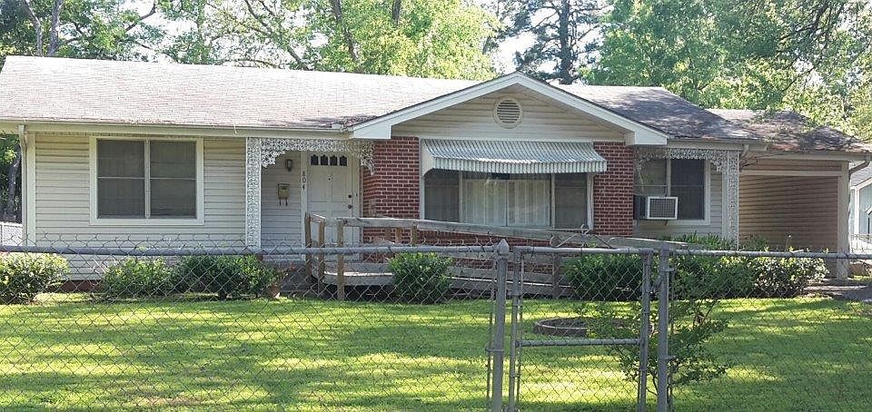 1st image of 804 Pershing Ave