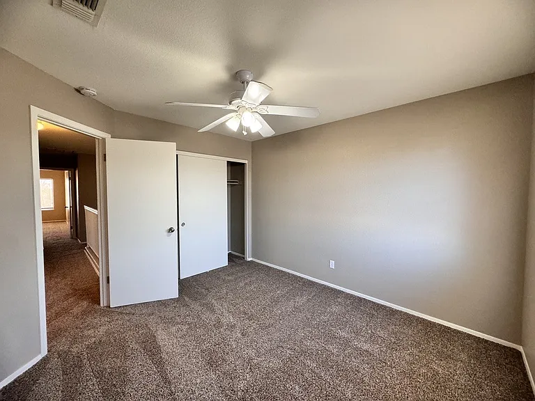 10453 N 76th Dr — Photo 18