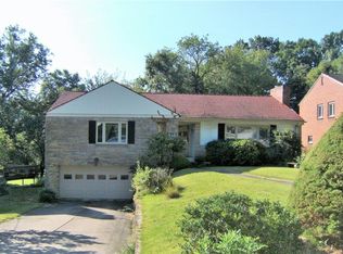 935 Academy Pl, Pittsburgh, PA 15243