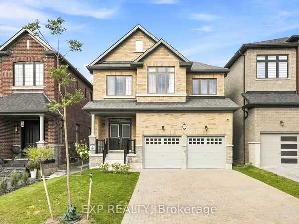 2144 Hallandale St, Oshawa, ON L1L 0T8