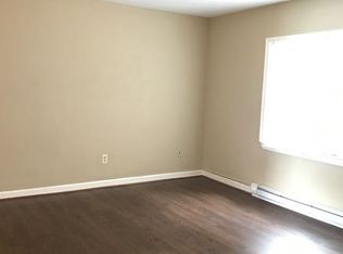 908 Hamilton Blvd APT 6, Hagerstown, MD 21742