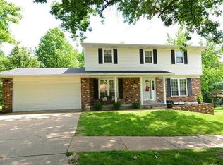 2656 Softwood Dr, Saint Louis, MO 63129
