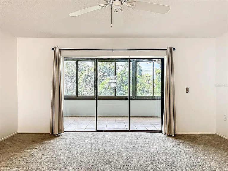 434 Palm Tree Dr #434 — Photo 27