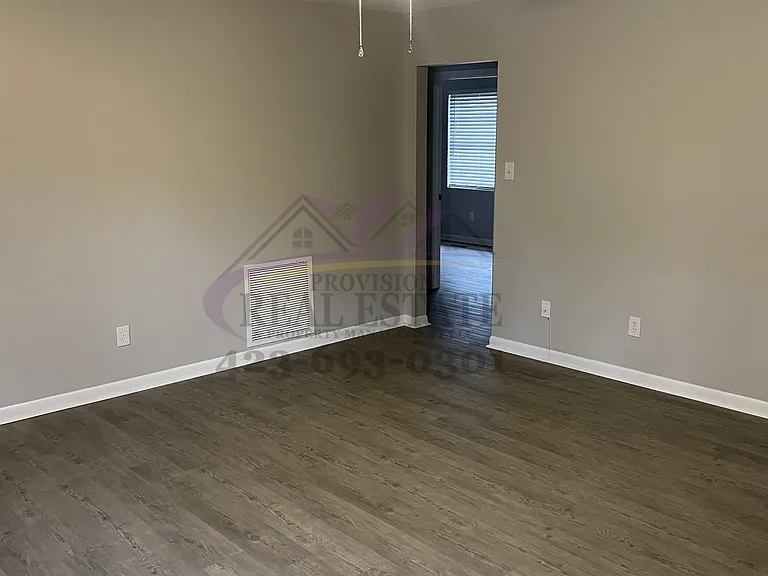 4100 N Ocoee St — Photo 4