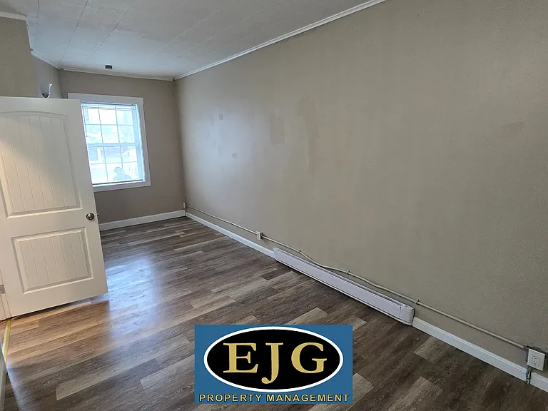 504 Main St #1 — Photo 27