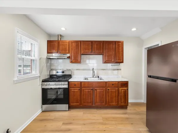 1212 Burnet Ave #1, Union, NJ 07083