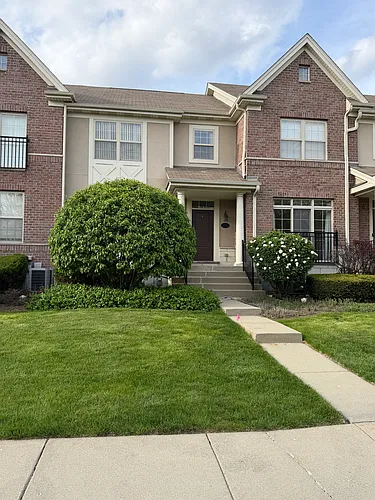 2573 Waterbury Ln Photo 1