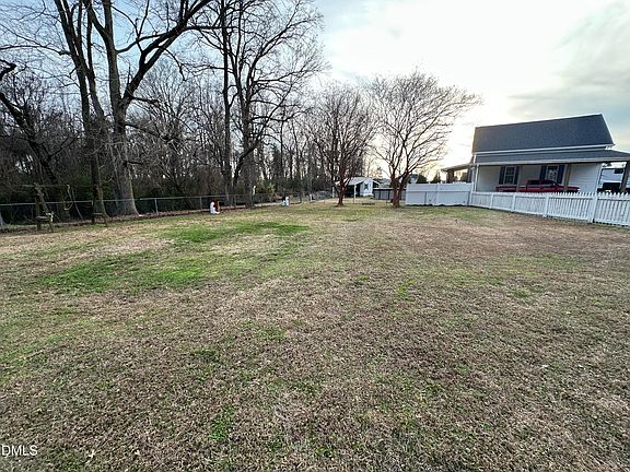 5th image of 120 Summerdale Dr