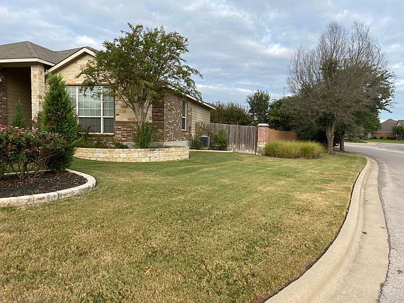 2nd image of 5916 Alexandria Dr