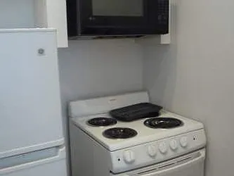 Rented by Picture Realty Inc.