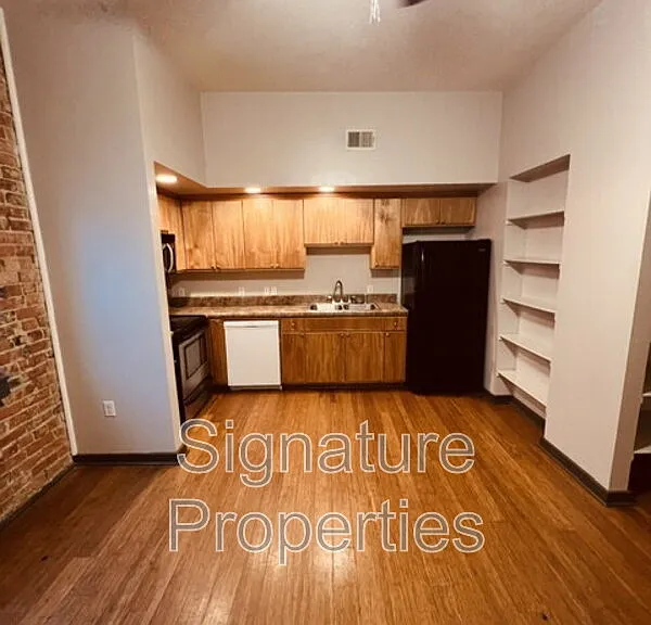 714 High St #E — Photo 9