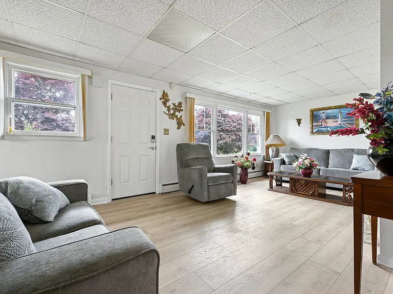 10359 Harrison Rd — Photo 28