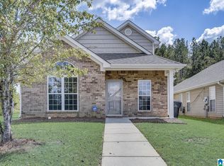 1290 Village Trl, Calera, AL 35040