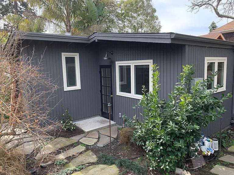 2932A Harper St — Photo 4