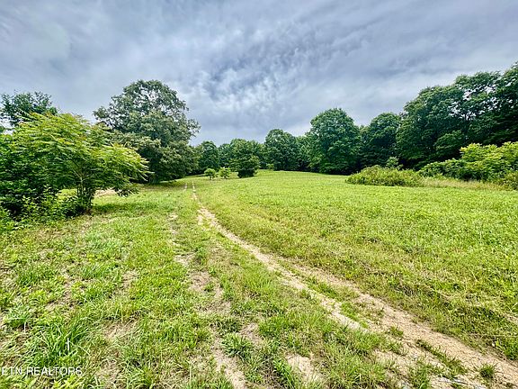 3rd image of 378 Johnson Hollow Rd