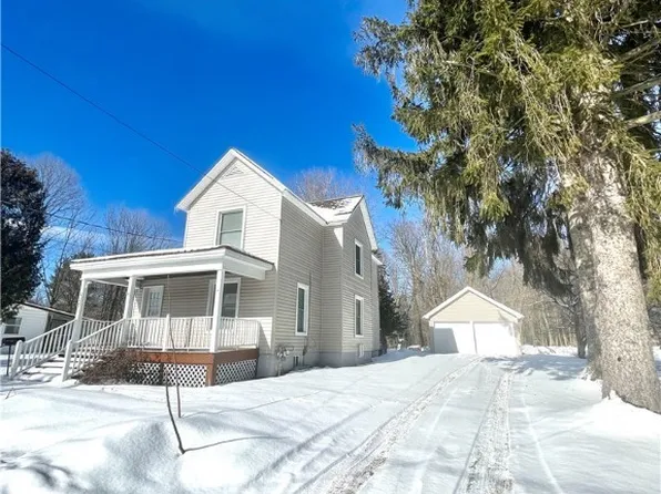 428 Sherman St, Carthage, NY 13619