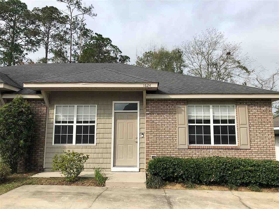 1st image of 1624 Corey Wood Cir