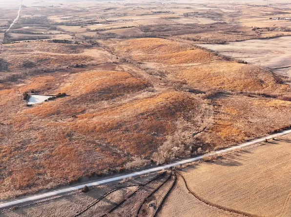 Nighthawk Ave, Afton, IA 50830