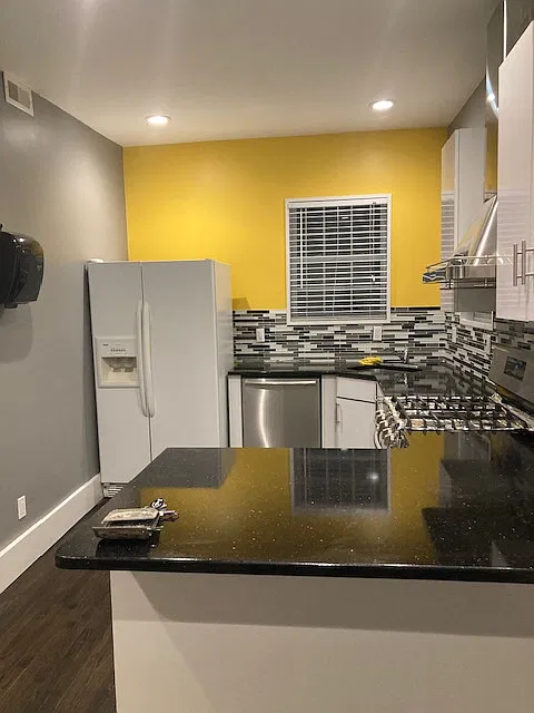 3 bed, $2,800 — Photo 2