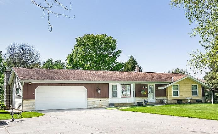 1st image of 3671 Summer Dr
