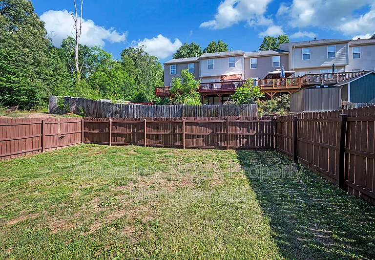 610 Kensington Dr — Photo 36