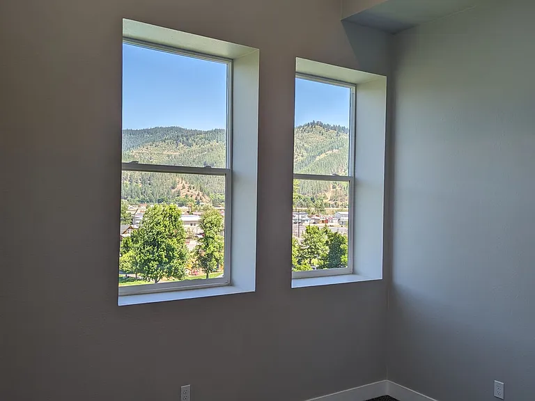514 McKinley Ave — Photo 7