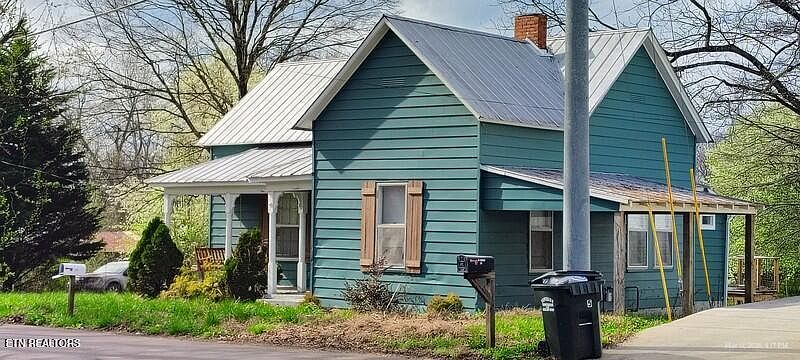 1st image of 123 E Athens St