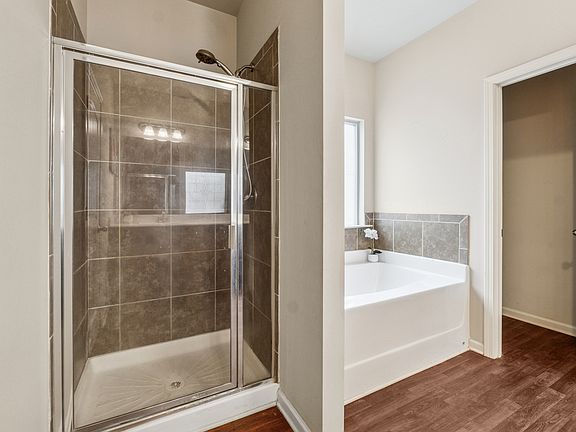 5th image of 149 Stone Manor Ct