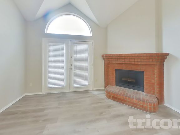 2nd image of 908 Winchester Ln