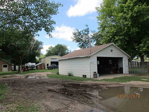 4th image of 2000 N Buffalo Bill Ave