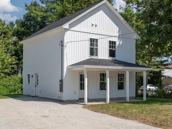 11 Spring Street, Lisbon, ME 04250