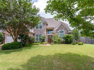 1706 E Belledeer Dr, Cordova, TN 38016