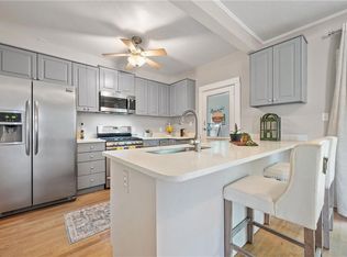 72 Algonquin Rd, Hampton, VA 23661