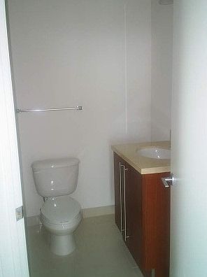 4th image of 1111 SW 1st Ave Ph 3925