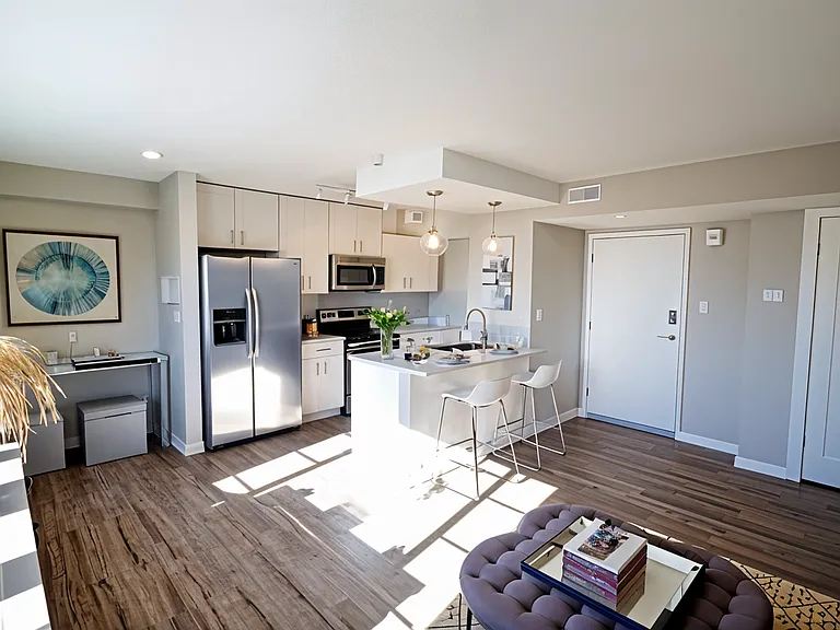 Plaza 209 Apartments — Photo 31