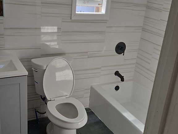 5th image of 159 Oakwood Pl #2