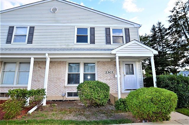 1st image of 2303 Glenview Ct #0