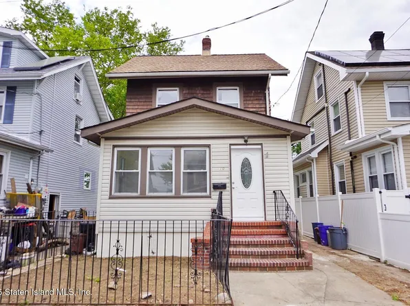 10 Taylor Ct, Staten Island, NY 10310