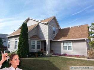 412 Newport Cir, Oswego, IL 60543