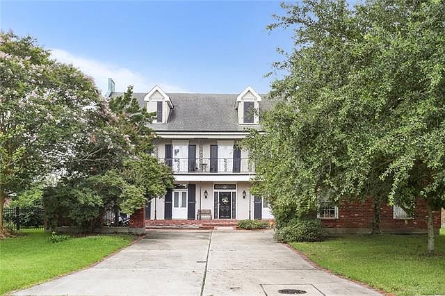 1st image of 3712 Lake Catherine Dr