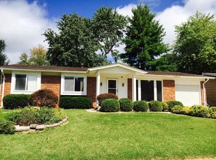 2225 Cottontail Dr, Florissant, MO 63033