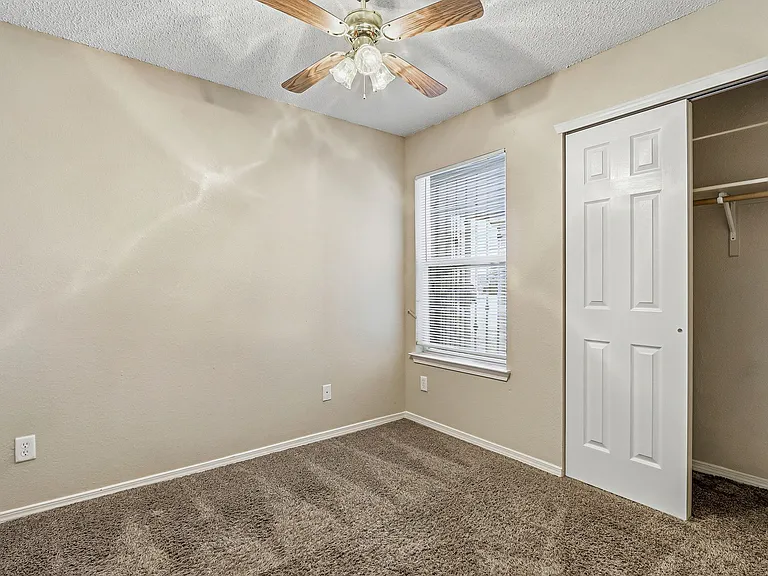 2369 Joshua Louis Dr — Photo 7