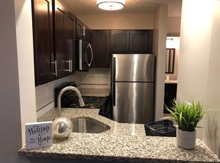 1027 Everett Ave APT 6, Louisville, KY 40204